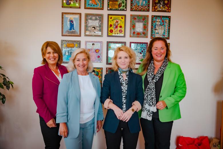 Dollinger, Brandner, Holzleitner, Venditto-Wagner Dollinger, Brandner, Holzleitner, Venditto-Wagner